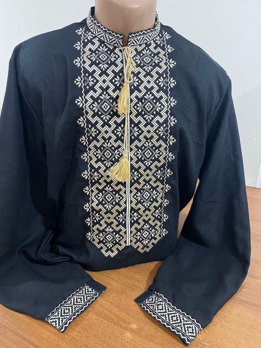 Вишиванка, чоловіча вишита сорочка на чорному домотканому (Арт. 03842) 03842 фото