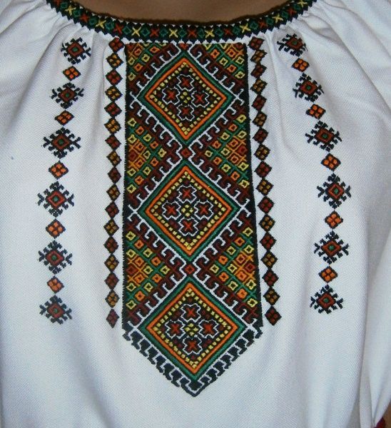 Вишиванка жіноча вишита на домотканому полотні "Низинка" (Арт. 00449) 00449 фото