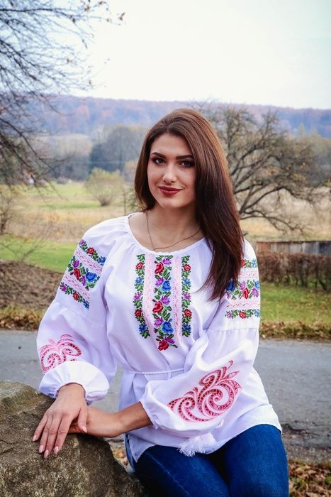 Неймовірно красива вишиванка, жіноча вишивана блузка на домотканому полотні (Арт. 02177) 02177 фото