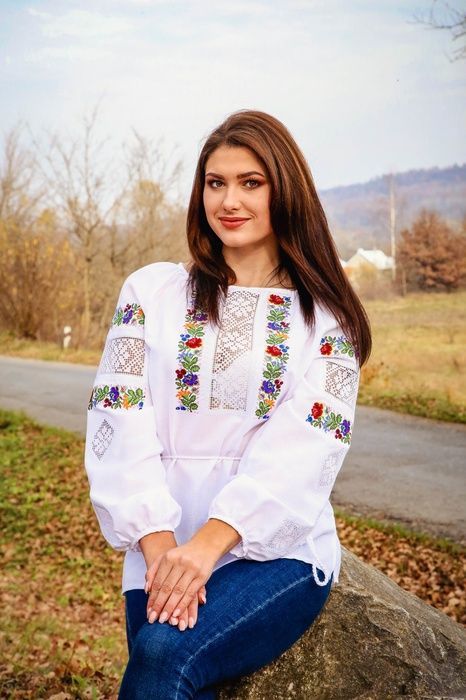 Неймовірно красива вишиванка, жіноча вишивана блузка на домотканому полотні (Арт. 02178) 02178 фото