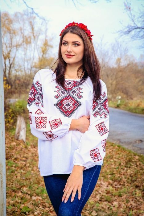 Неймовірно красива вишиванка, жіноча вишивана блузка на домотканому полотні (Арт. 02186) 02186 фото